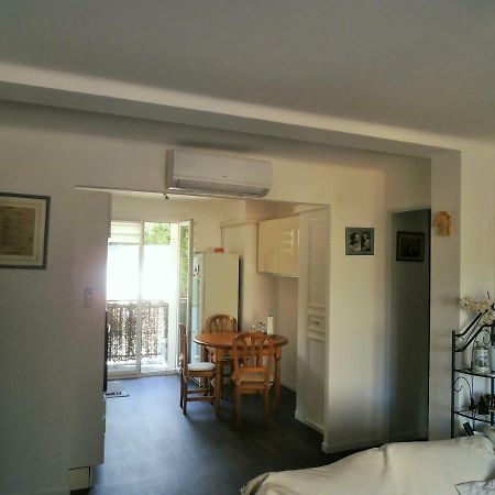 Cosy Nimes Apartment Екстериор снимка