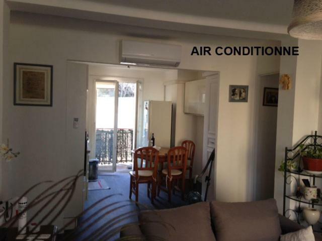 Cosy Nimes Apartment Екстериор снимка